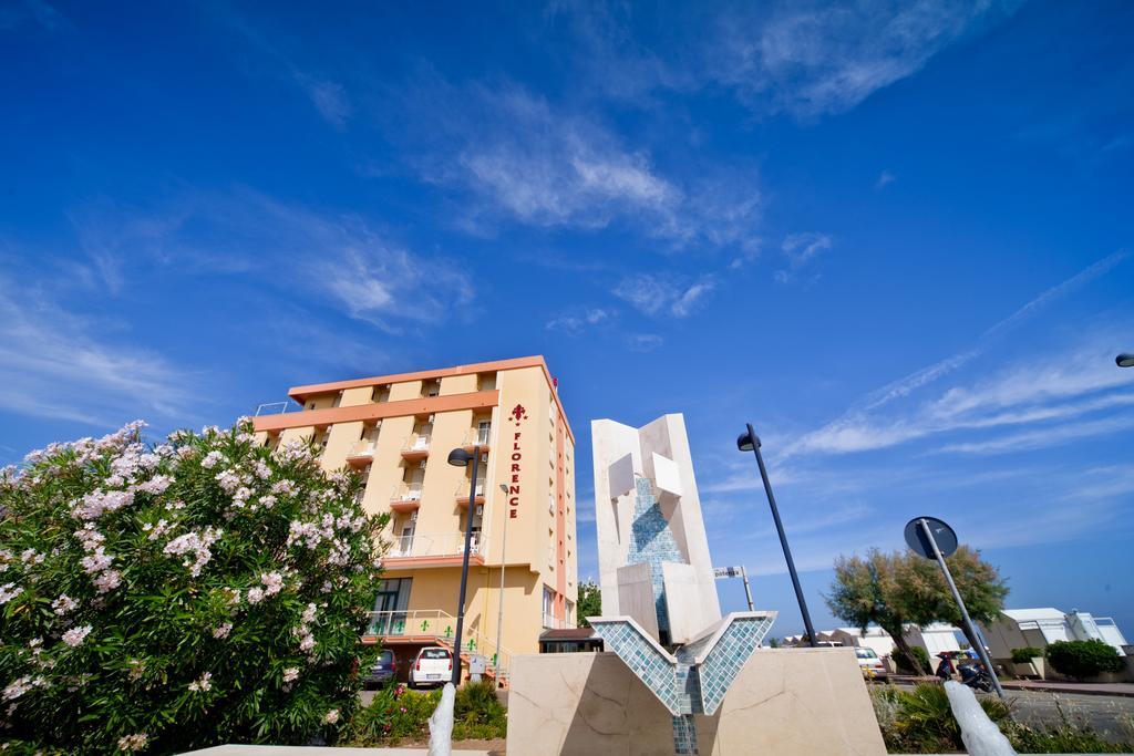 Hotel Florence Marotta Exteriér fotografie
