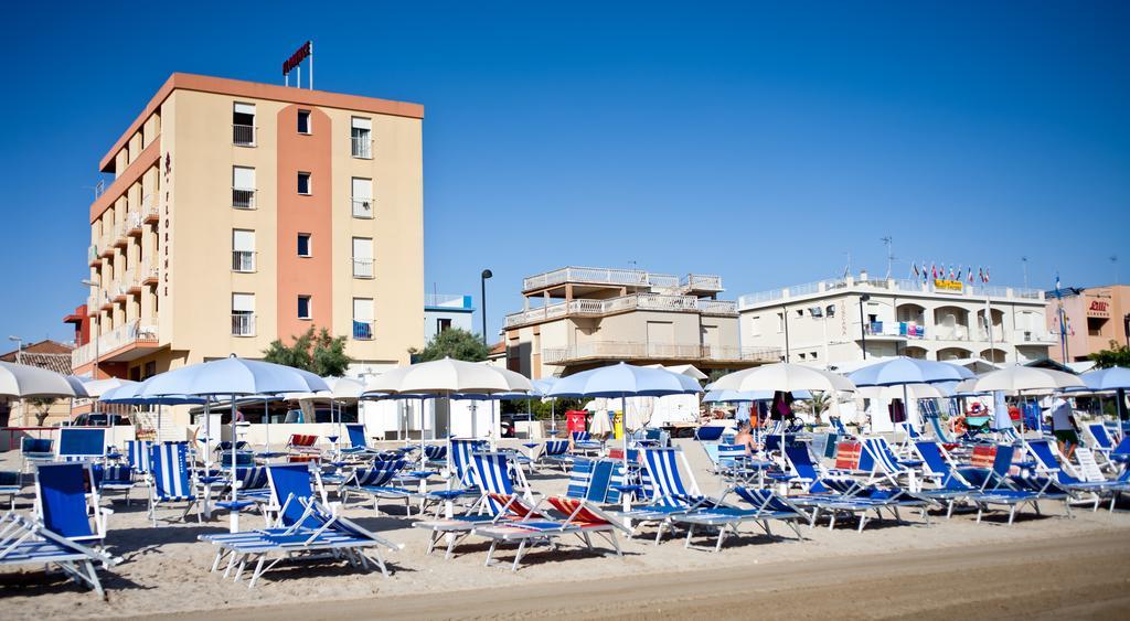Hotel Florence Marotta Exteriér fotografie