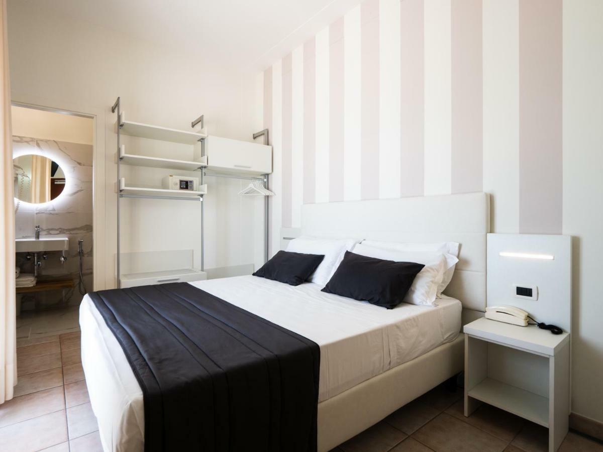 Hotel Florence Marotta Exteriér fotografie